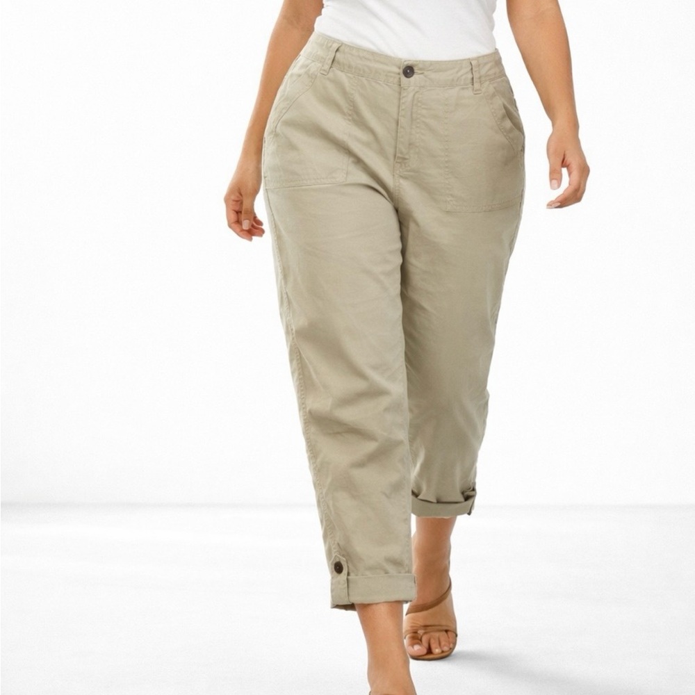 The North Face Women Light Tan Chinos